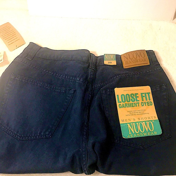 men’s shorts - Picture 2 of 6